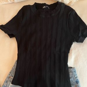 Heavyweight ribbed black tee